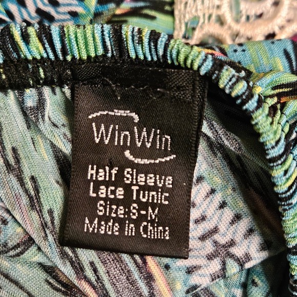 WinWin Half Sleeve‎ Lace Trim Tunic Size S-M - Picture 6 of 7